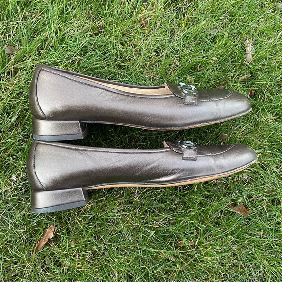 Salvatore Ferragamo Women Soft Leather Golden Brown Size 7B Pump - Picture 10 of 11